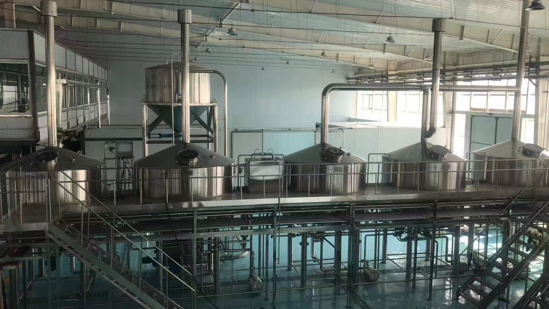 邗江精酿啤酒设备厂—精酿啤酒设备主要生产工艺与核心技术